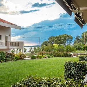 Hotel Royalty Suites Seaside cazare Nikiti