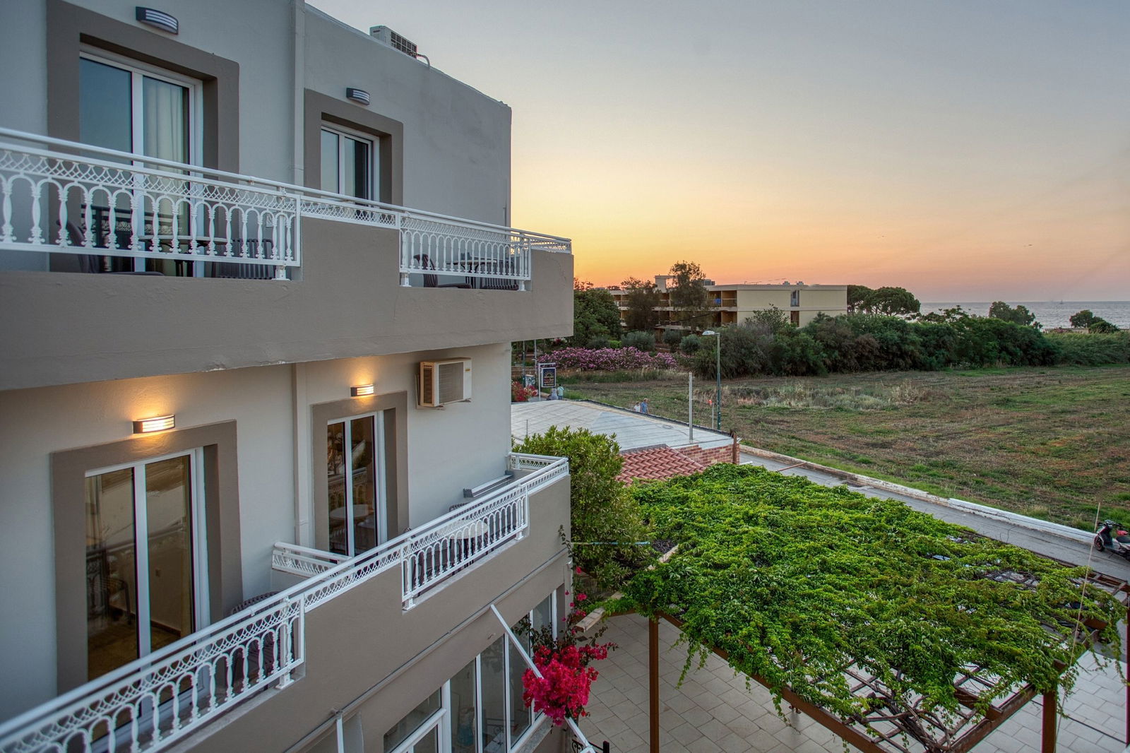 Hotel Amara Seaside By Estia