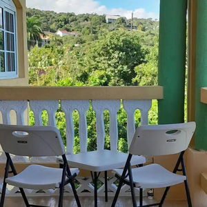 Hotel Poinciana House cazare Montego Bay