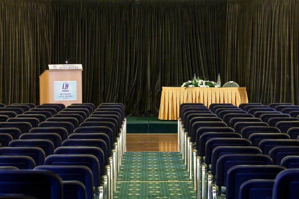 2455876-lucy-hotel-chalkida.jpg