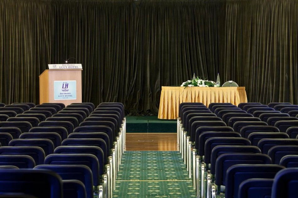 2455876-lucy-hotel-chalkida.jpg