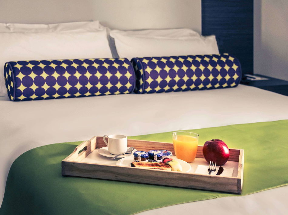 Mercure Madrid Centro Room Example