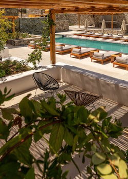Mykonos Drops