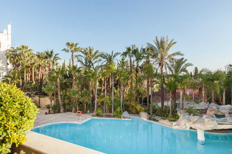 Hotel Guadalpin Suites