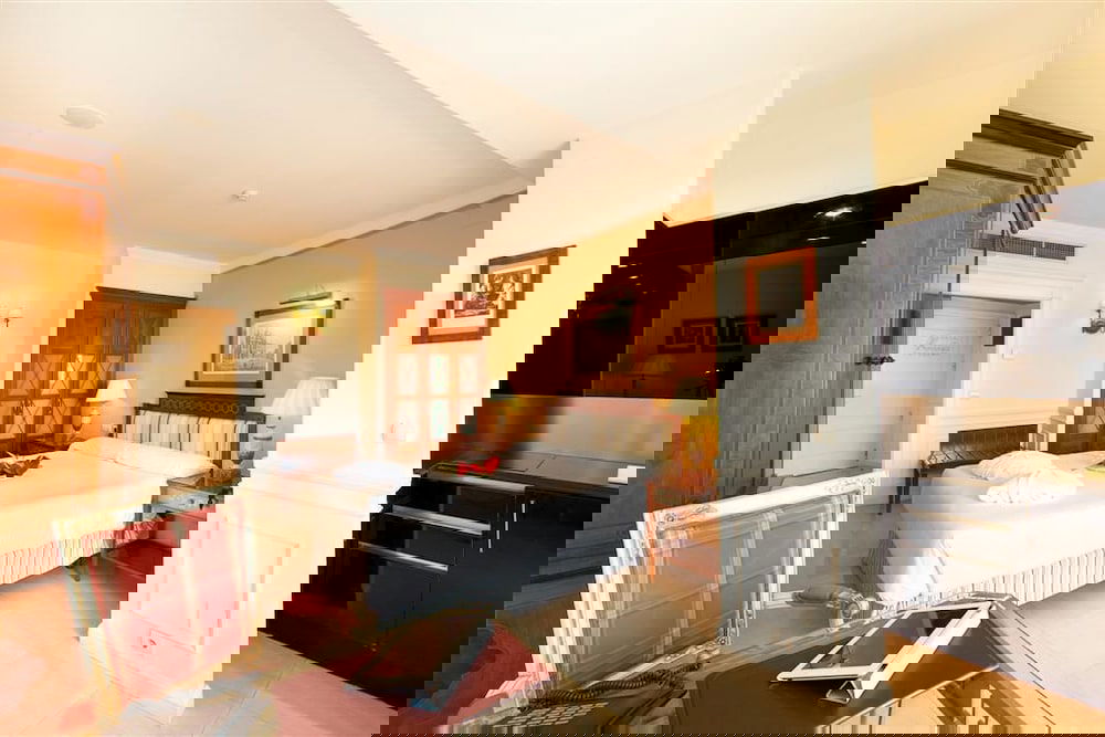 Hotel Apartamentos Guadalpin Boutique