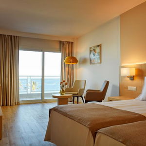 Hotel Las Arenas cazare Benalmadena