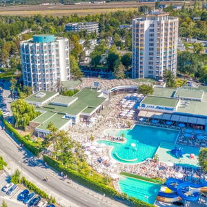 Hotel Mera Resort cazare Venus
