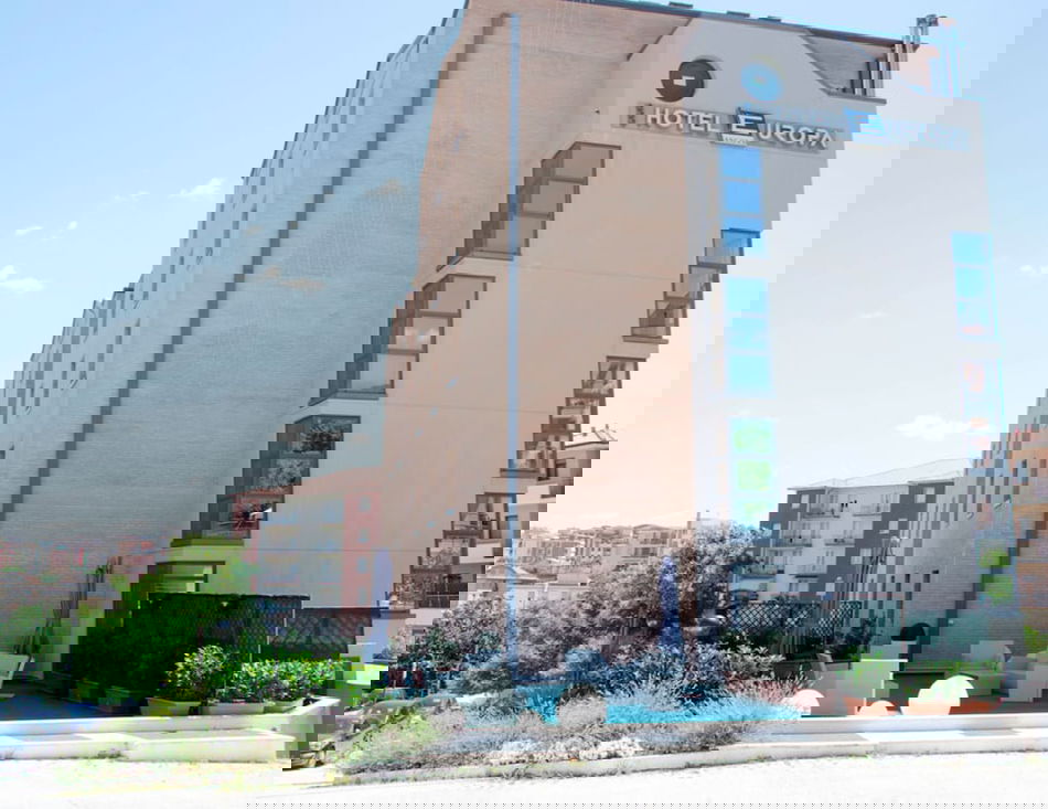 Primary image