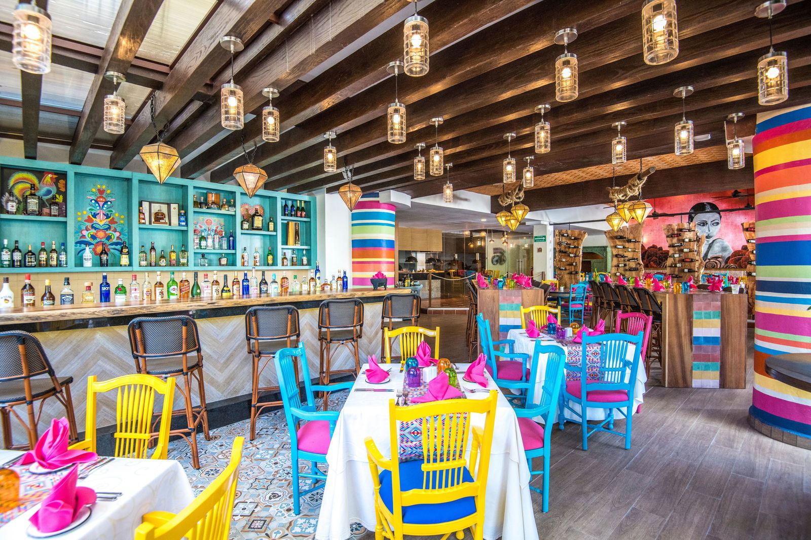 Wyndham Alltra Playa del Carmen Adults Only All Inclusive Bar