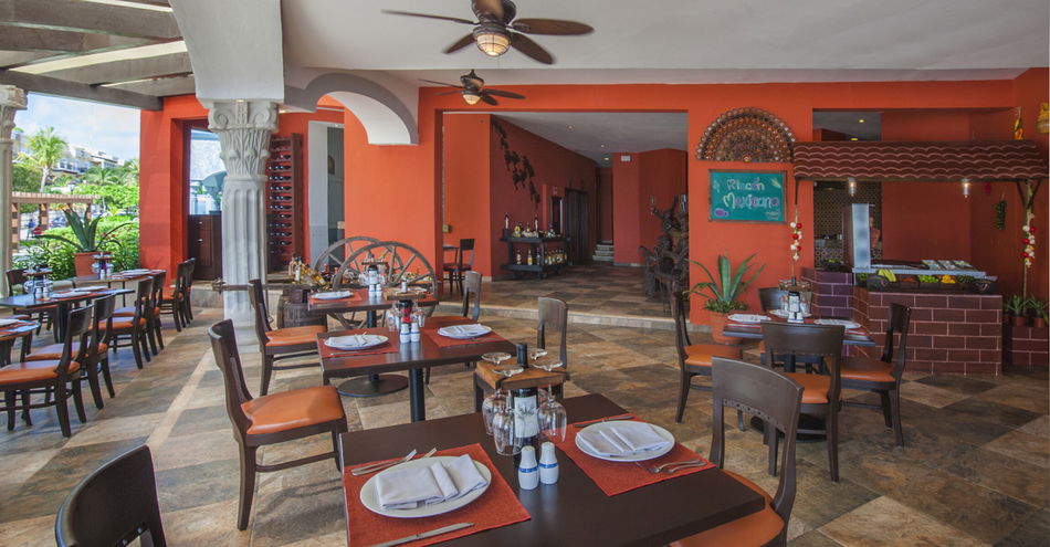 Hilton Playa del Carmen, an All-Inclusive Adult Only Resort Restaurant