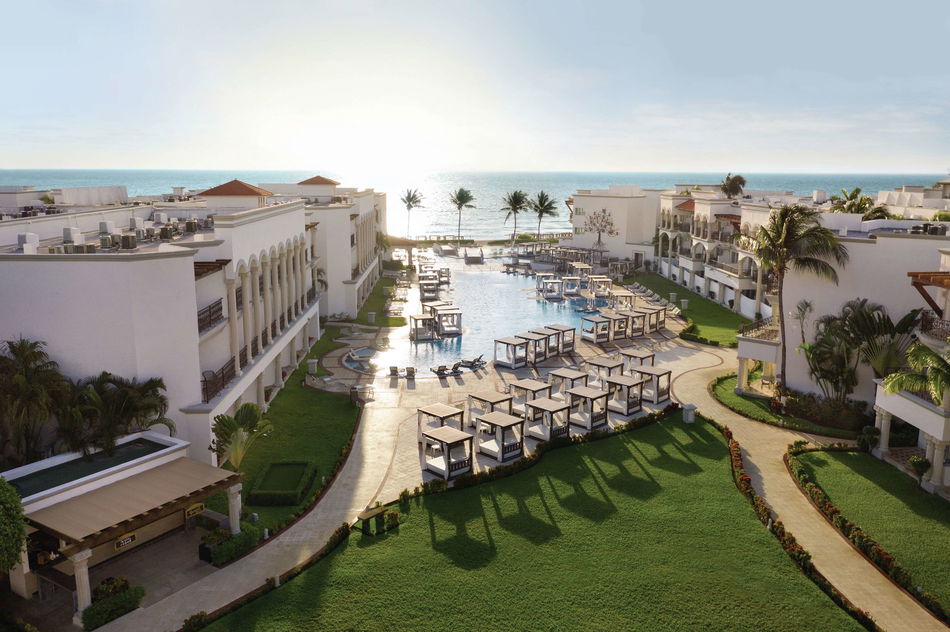 Hilton Playa del Carmen, an All-Inclusive Adult Only Resort Exterior