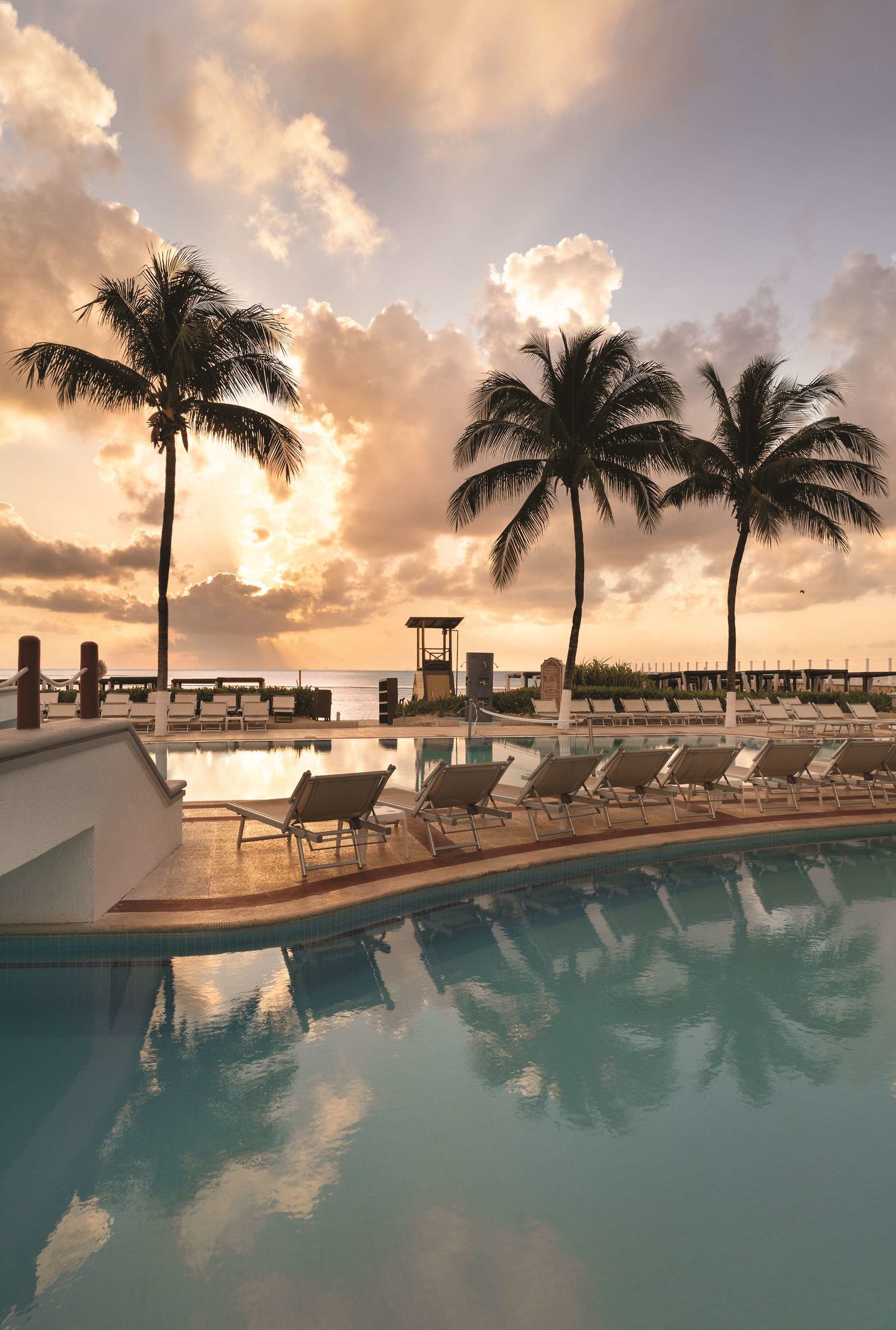 Hilton Playa del Carmen, an All-Inclusive Adult Only Resort Outdoor Pool