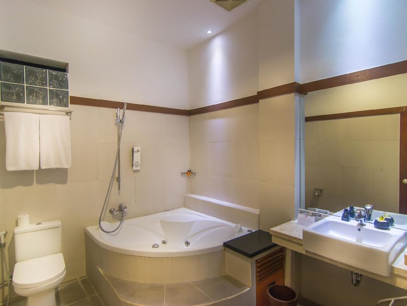Seminyak Square Hotel