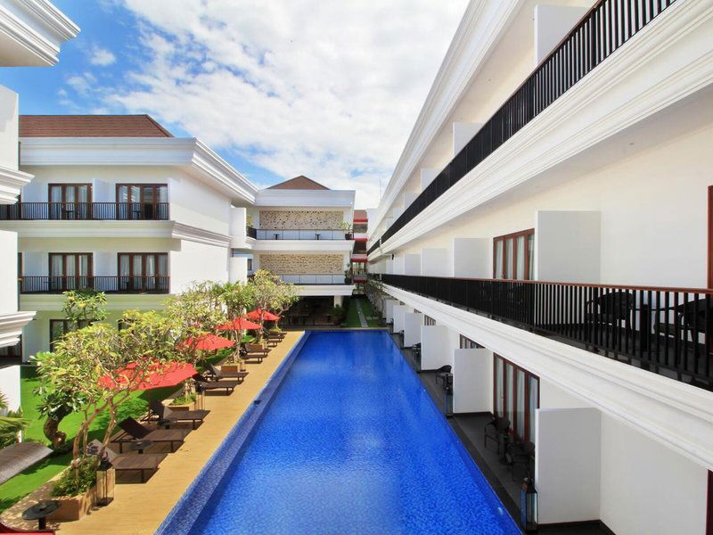 Grand Palace Hotel