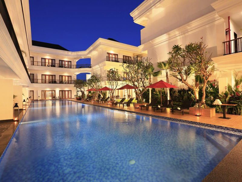 Grand Palace Hotel