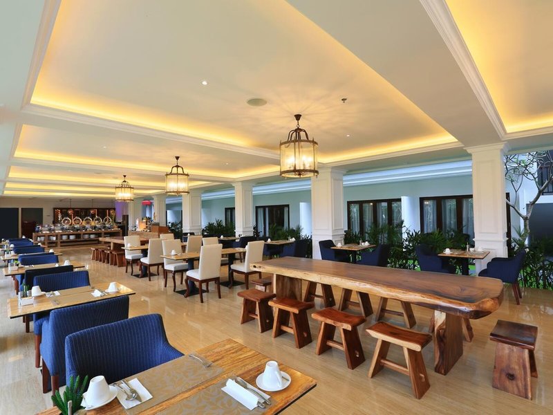 Grand Palace Hotel