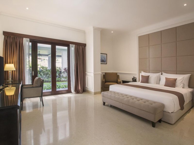 Grand Palace Hotel