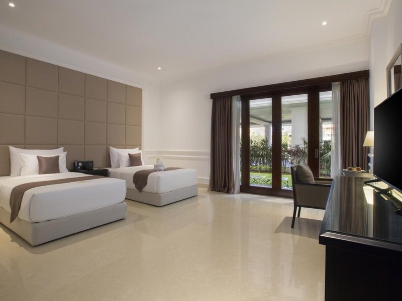 Grand Palace Hotel