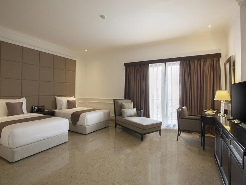 Grand Palace Hotel