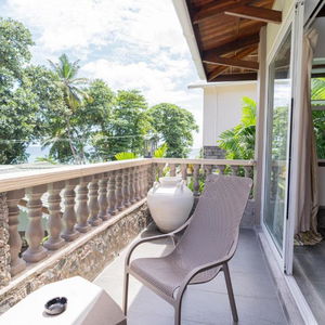 Sejur Romance Bungalows vacanta Beau Vallon