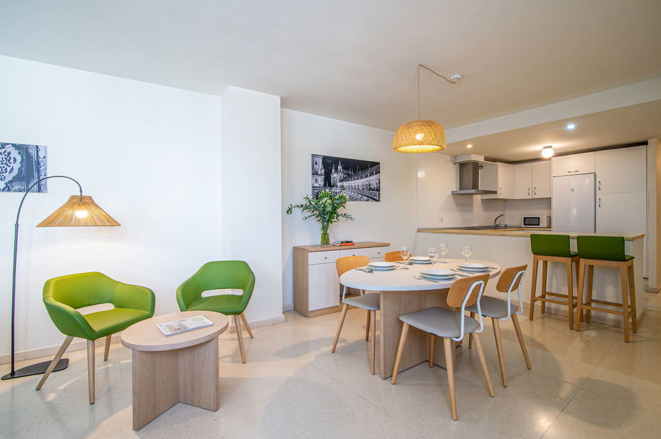 Pierre & Vacances Sevilla Room Example