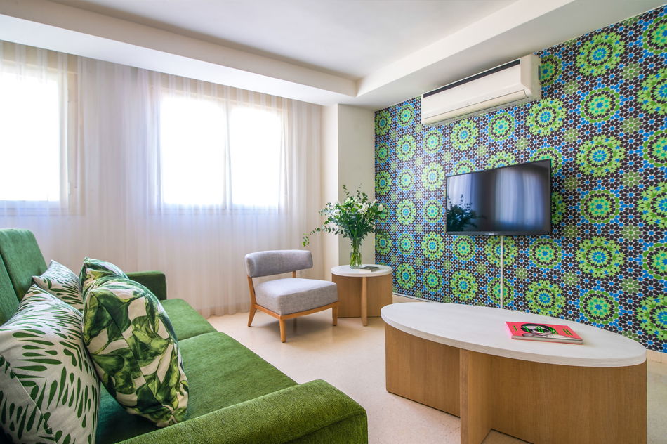 Pierre & Vacances Sevilla Room Example