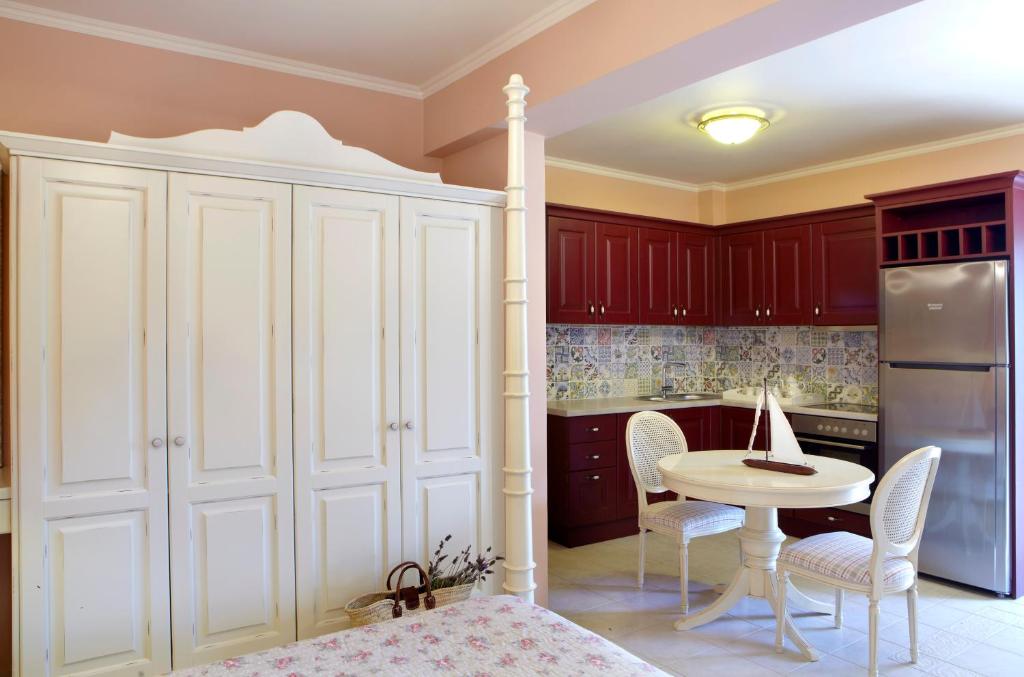 Hotel Avra Suites
