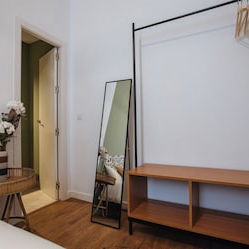 Hotel Lola De Triana Apartments cazare SEVILIA