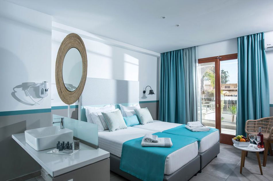 Solimar Turquoise (Adult Only)