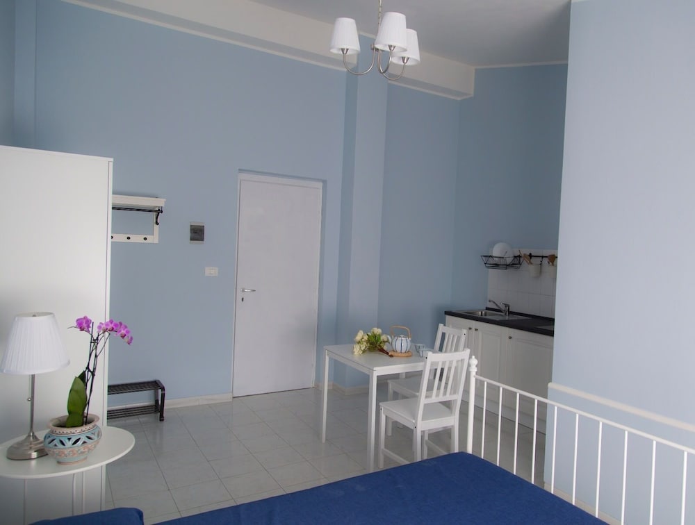 Villa Hibiscus - Casa Vacanze Giardini Naxos Taormina