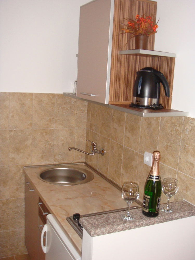 Hotel Azzuro Apartments