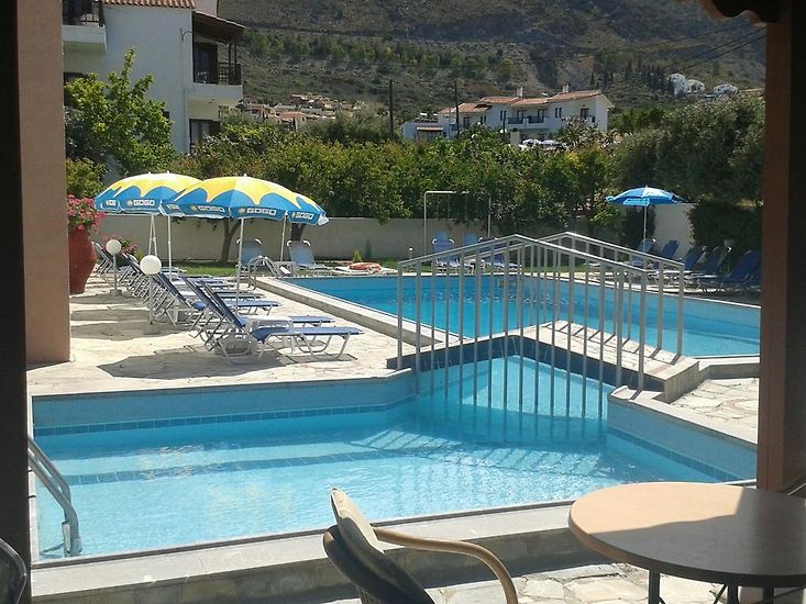 KRITS HOTEL