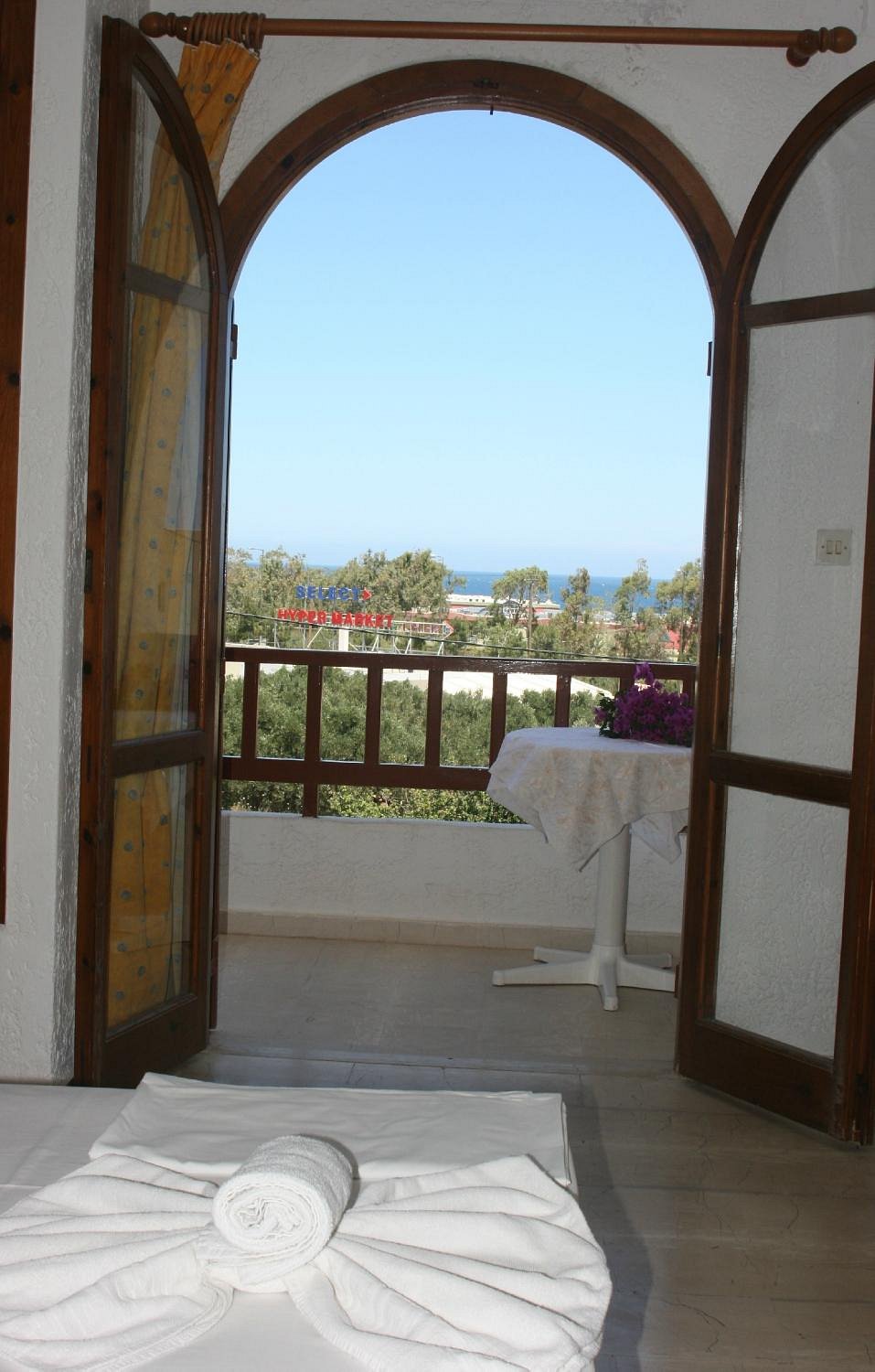 KRITS HOTEL