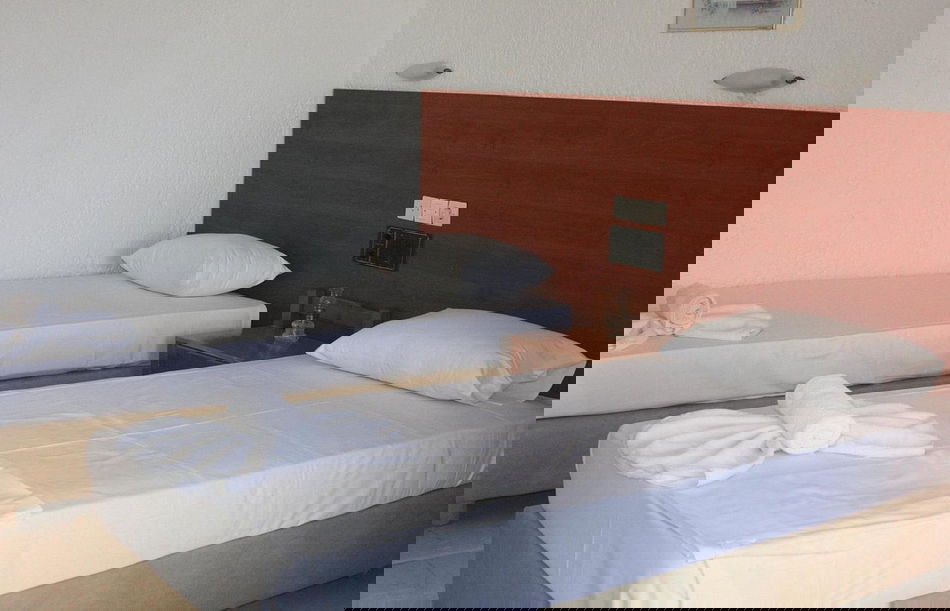 KRITS HOTEL