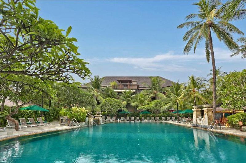 Legian Beach Hotel