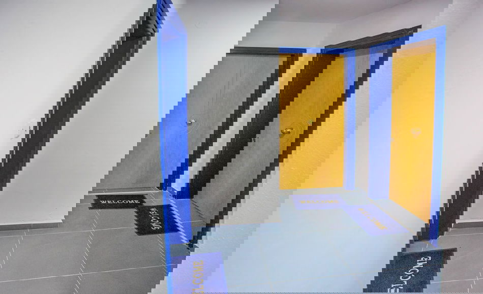 3afb7b01_z