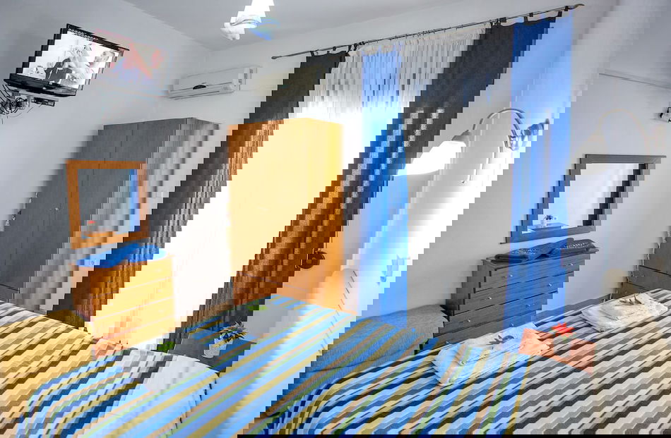 26989e3f_z