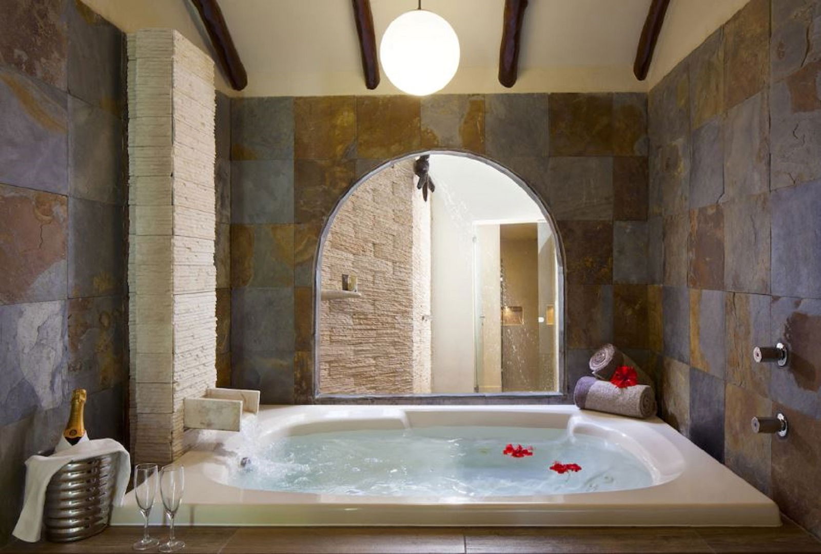 El Dorado Casitas Royale Room Example