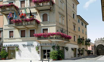 Hotel Albergo Trento