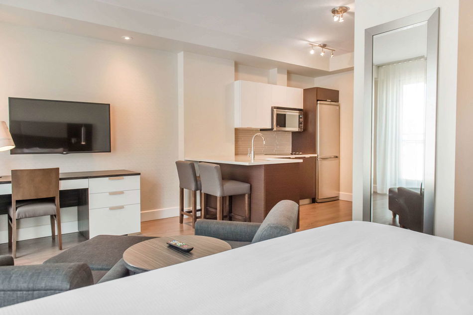 Les Suites Victoria, Ascend Hotel Collection Room Example