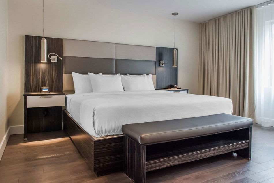 Les Suites Victoria, Ascend Hotel Collection Room Example