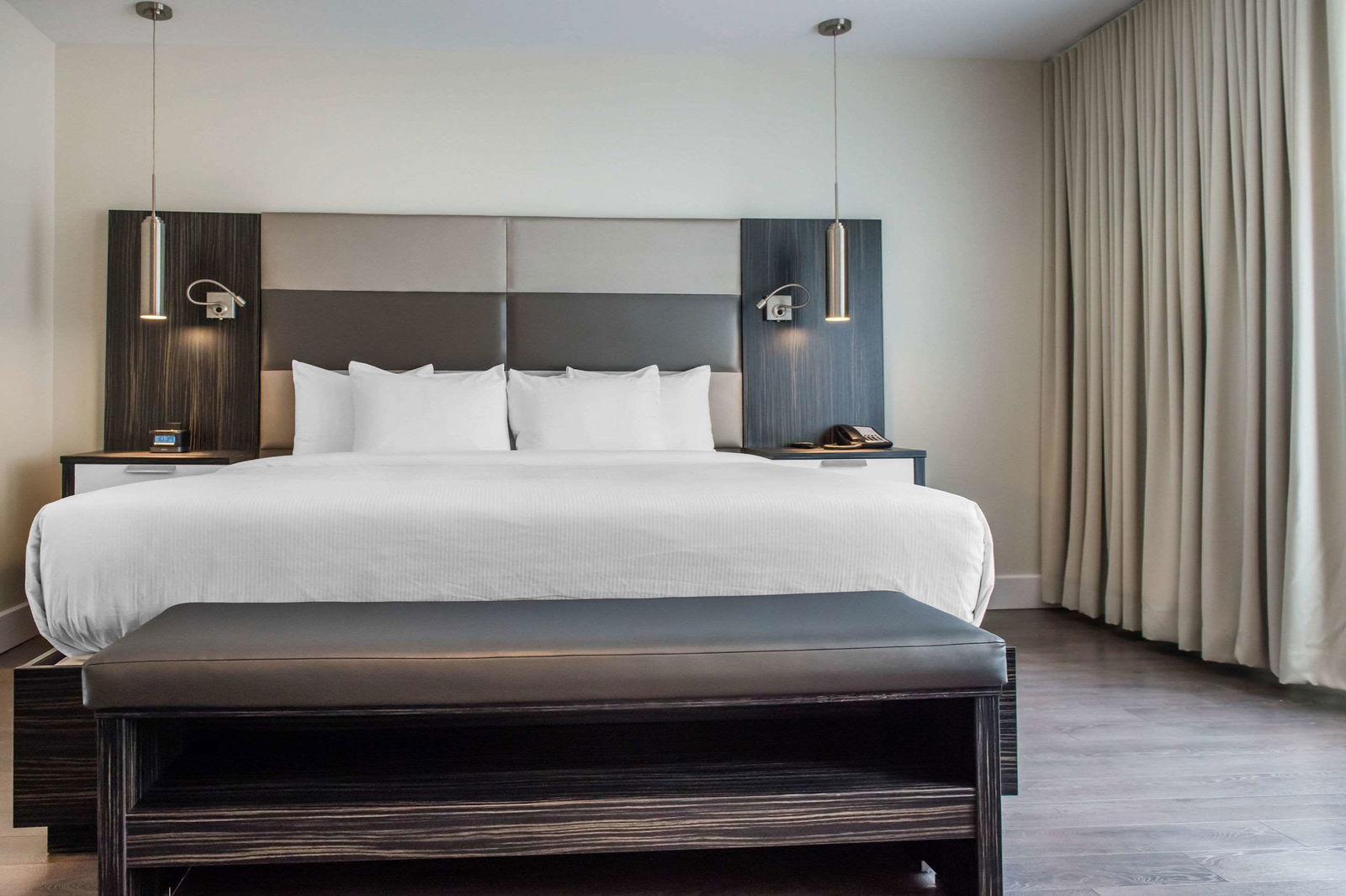 Les Suites Victoria, Ascend Hotel Collection Room Example