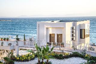 Ladies Beach Suite Hotel