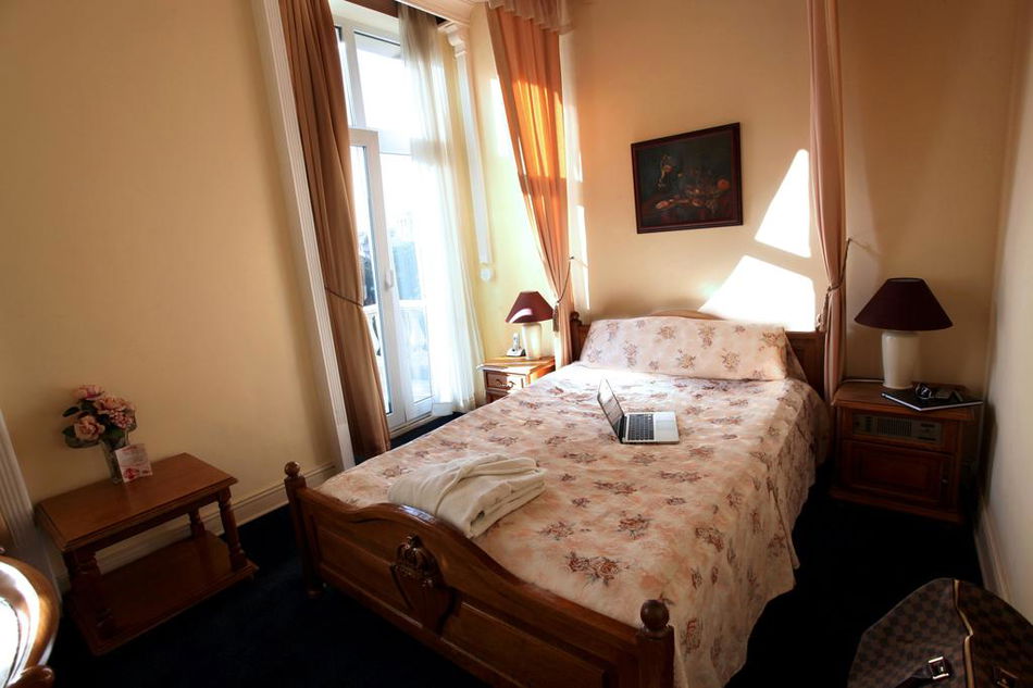Maria Luisa Hotel