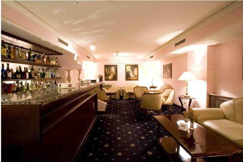 Maria Luisa Hotel