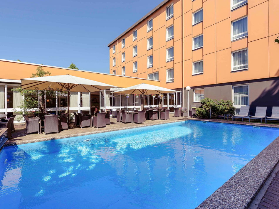 Mercure Hotel Berlin City West Outdoor Pool