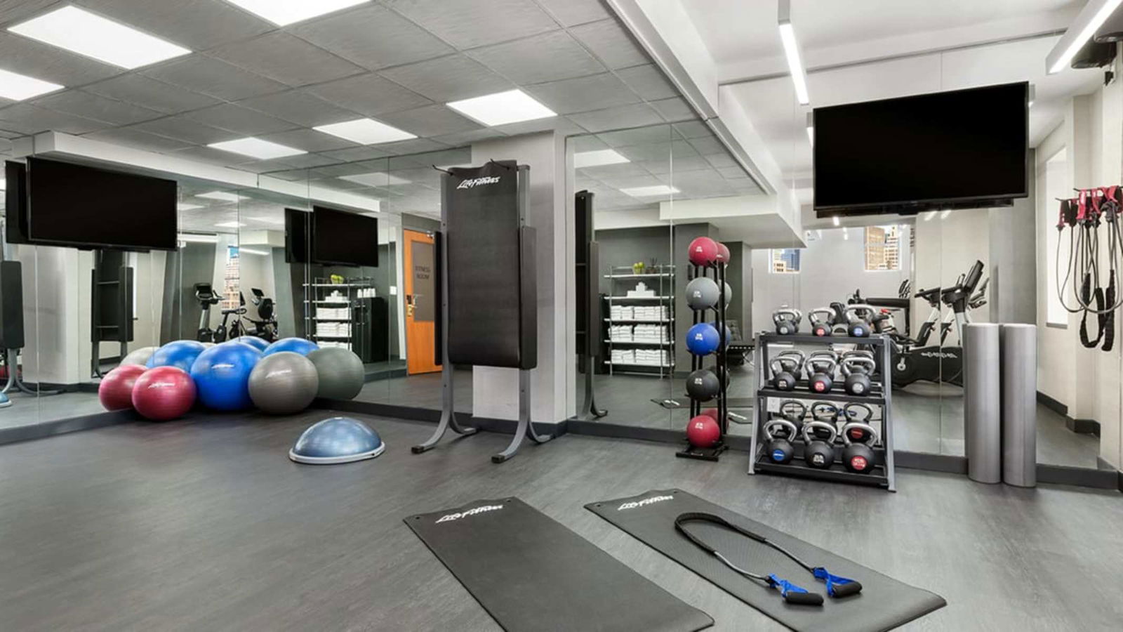 Hotel 57 Sports and leisure