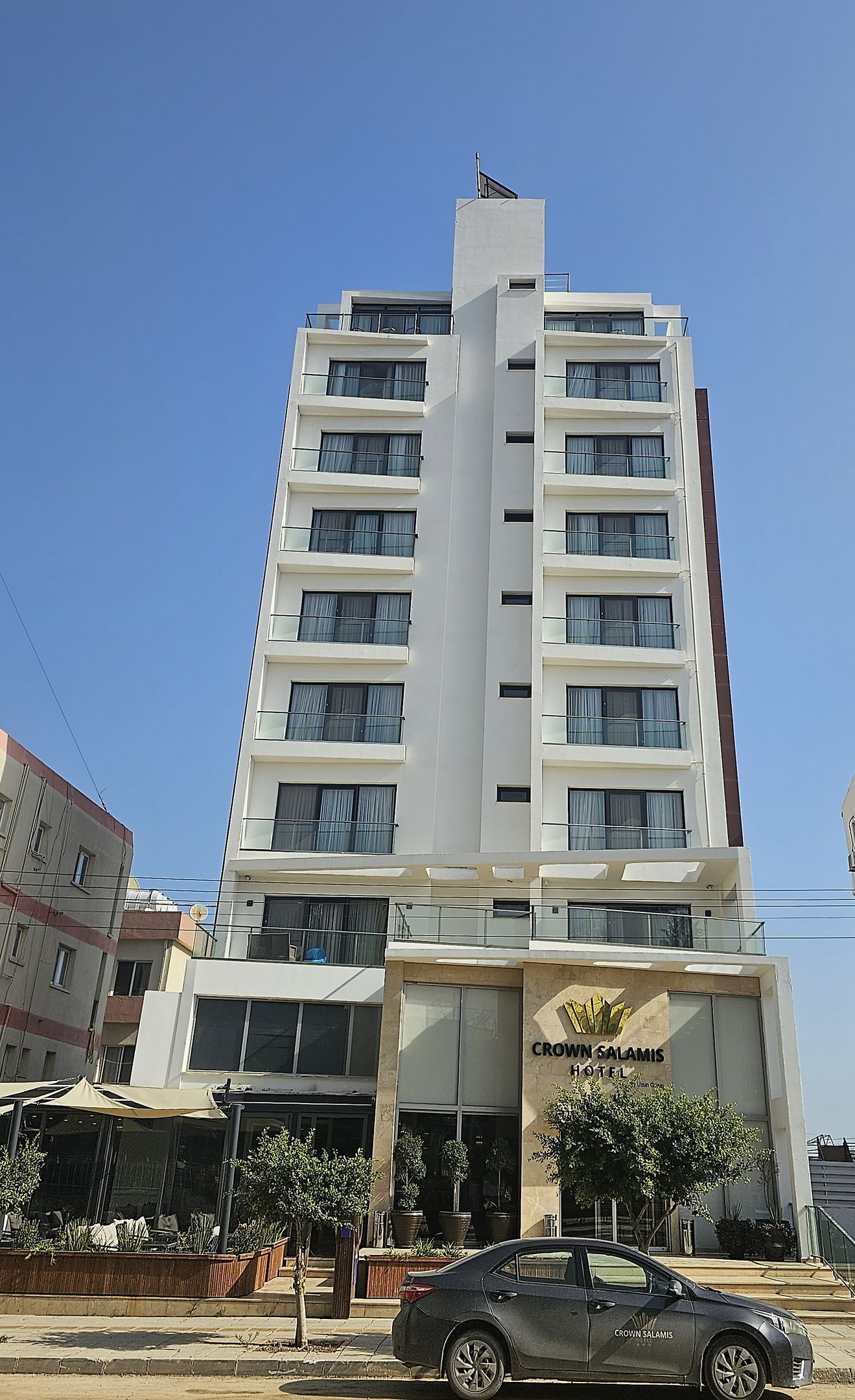 Hotel Crown Salamis Hotel