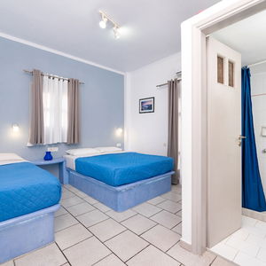 Sejur Fortuna Perissa vacanta Insula Santorini