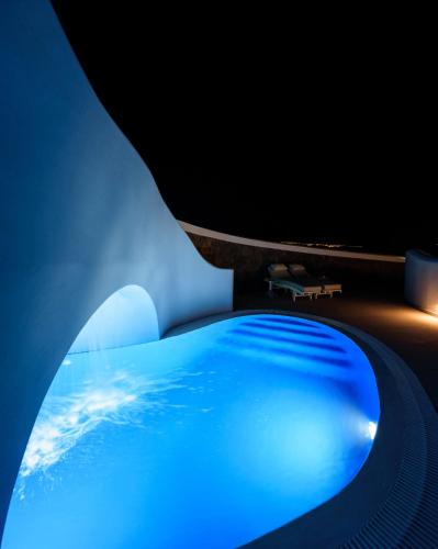 Hotel Acro Blue Luxury Villas
